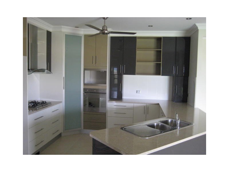 17 Waterstone Terrace, Idalia QLD 4811