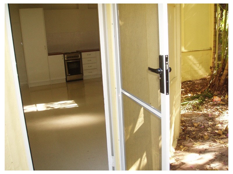 2/14 Murray Street, Nelly Bay, Magnetic Island QLD 4819