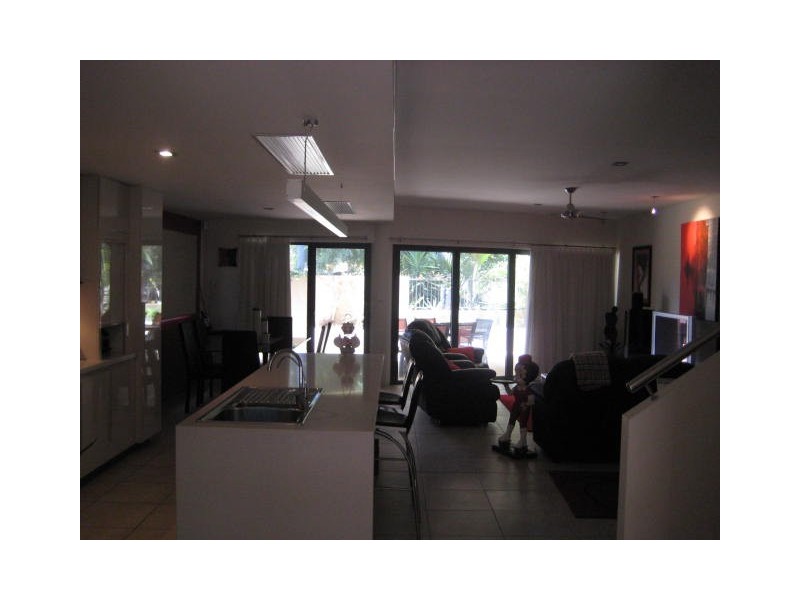 1/30-32 Gregory Street ( Empyrean ), North Ward QLD 4810