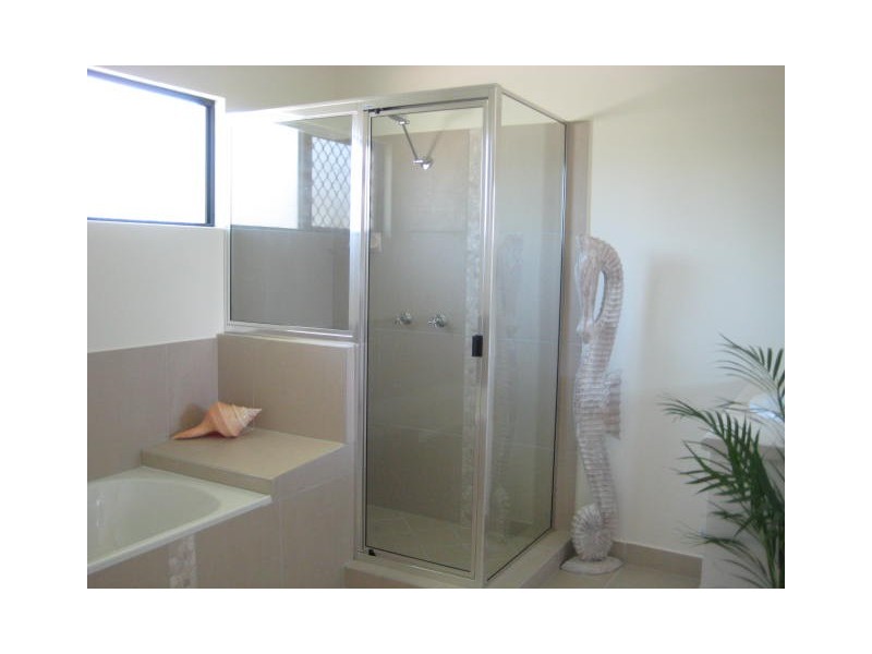 2 NewQuay Place, Kirwan QLD 4817