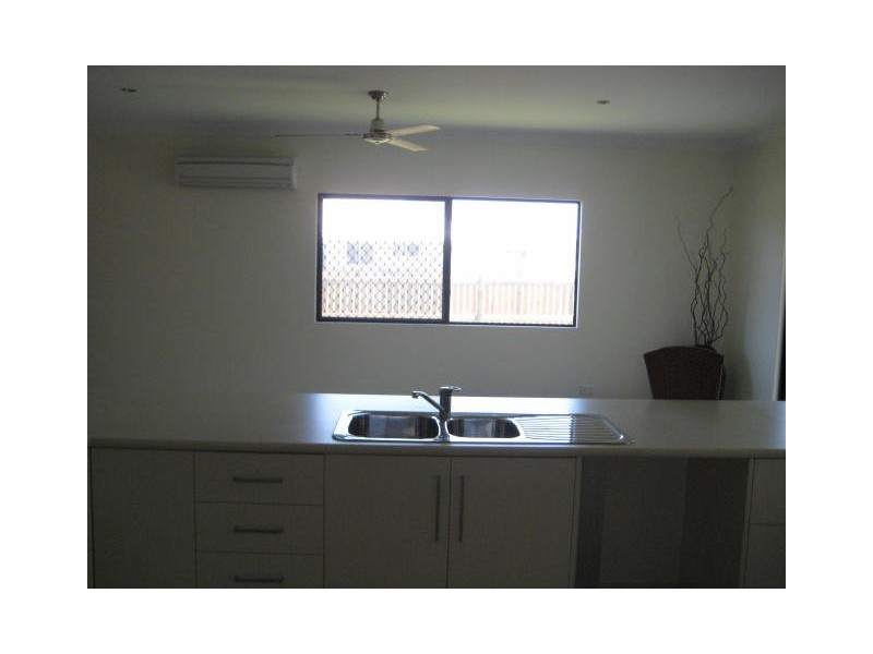 2 NewQuay Place, Kirwan QLD 4817