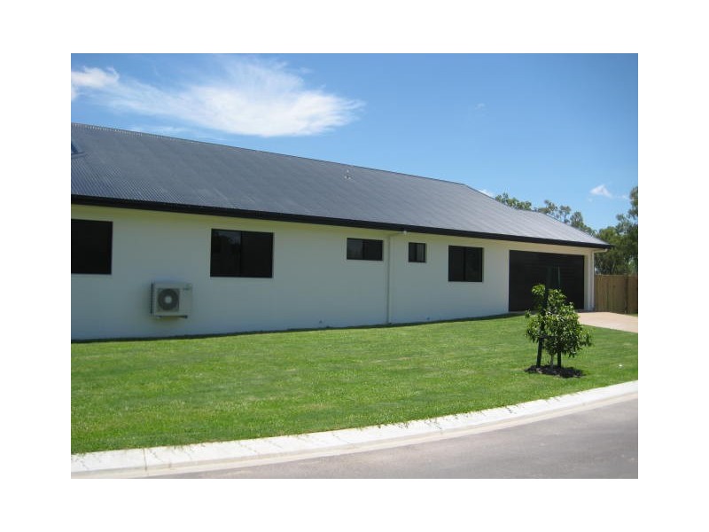 2 NewQuay Place, Kirwan QLD 4817