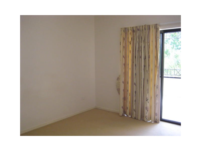 20 / 18-31 Sir Leslie Thiess Drive, Townsville QLD 4810