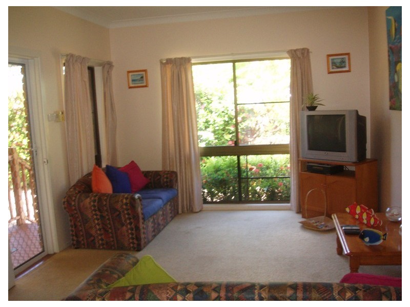 3/42 McCabe Crescent ARCADIA, Magnetic Island QLD 4819