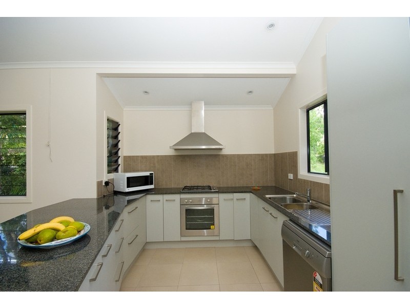 20 Yates Street  NELLY BAY, Magnetic Island QLD 4819