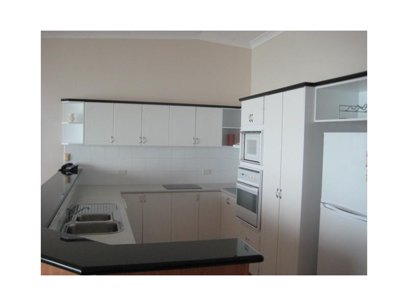 Unit 31  Mariners North The Strand, Townsville City QLD 4810