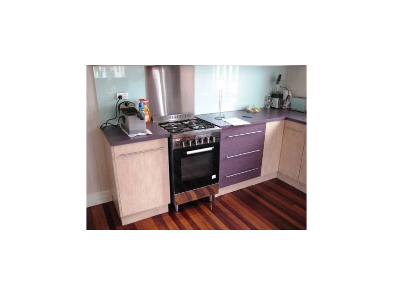 5 Seventh Avenue, Railway Estate QLD 4810