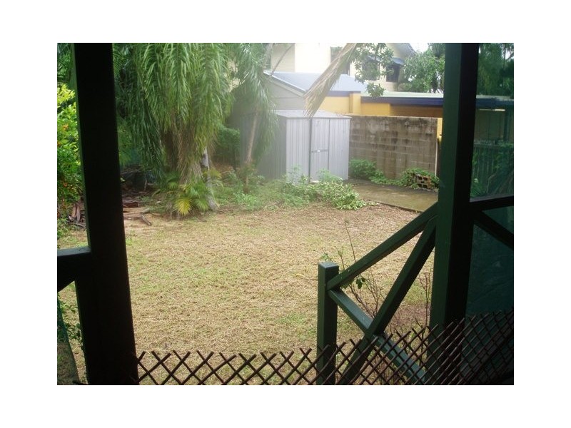 25 Yates St Nelly Bay, Magnetic Island QLD 4819