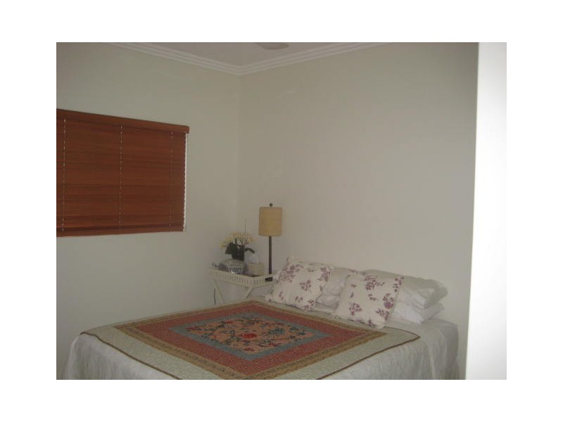 8/18-30 Sir Leslie Thiess Drive, Townsville QLD 4810