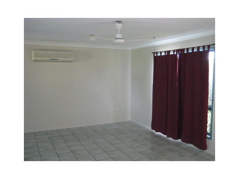 7 Gilmour Crescent, Kirwan QLD 4817