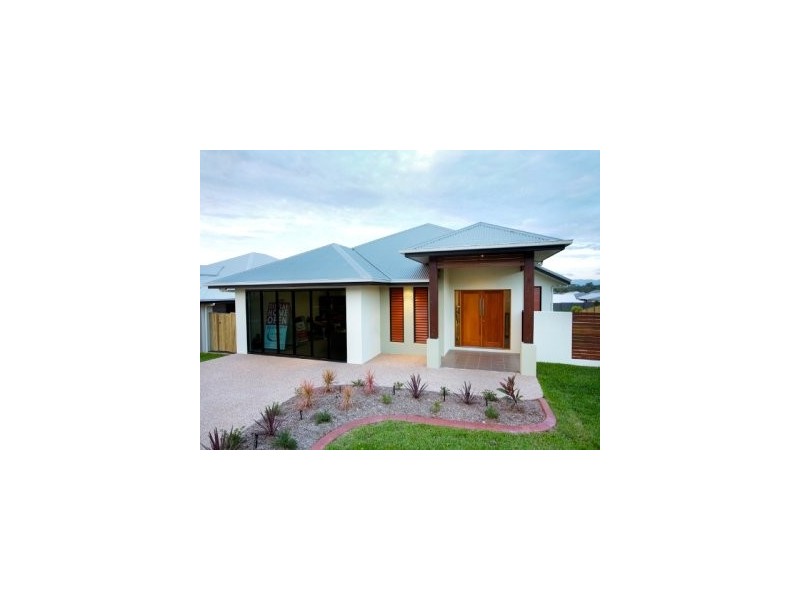 23 Shutehaven Cct, Bushland Beach QLD 4818