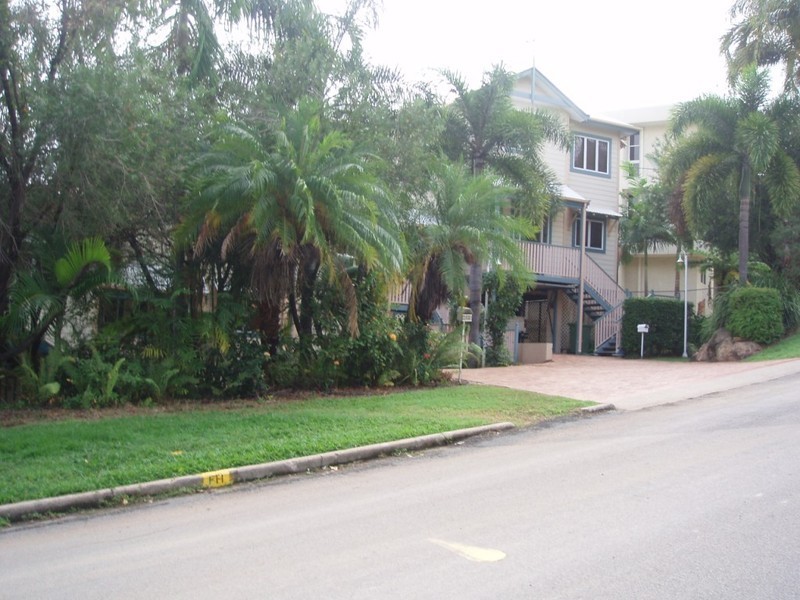 4/15 Cleveland Terrace, Townsville City QLD 4810