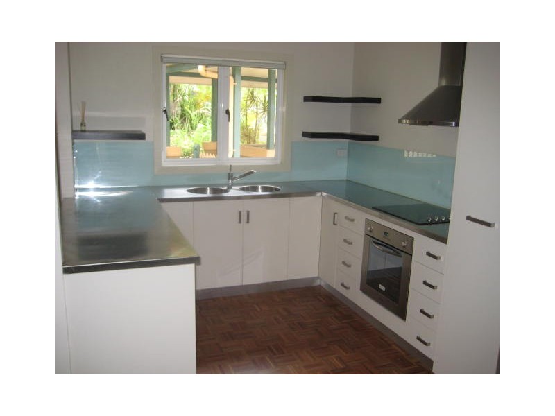 4/15 Cleveland Terrace, Townsville City QLD 4810