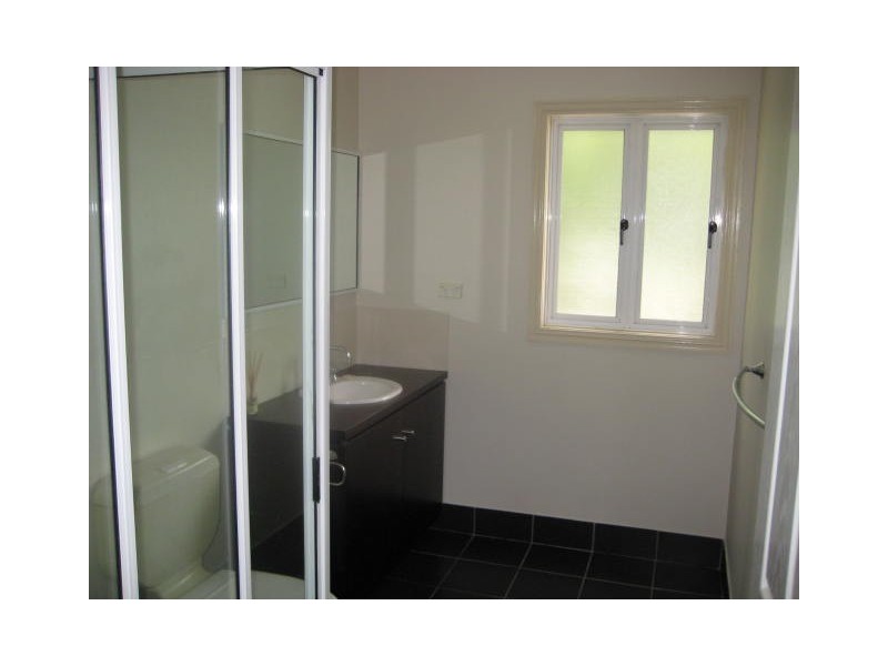 4/15 Cleveland Terrace, Townsville City QLD 4810