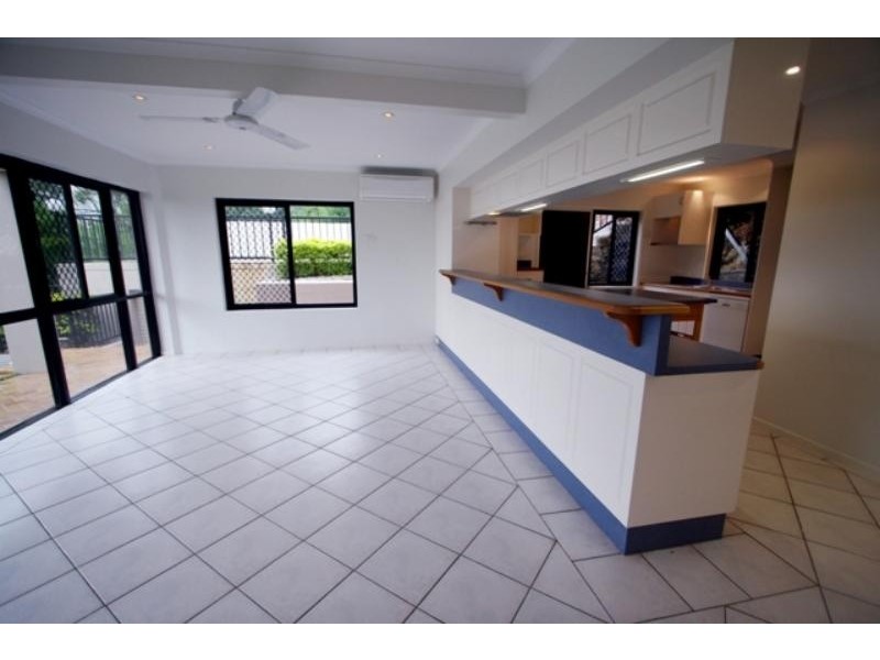 22 Landsborough Street, North Ward QLD 4810