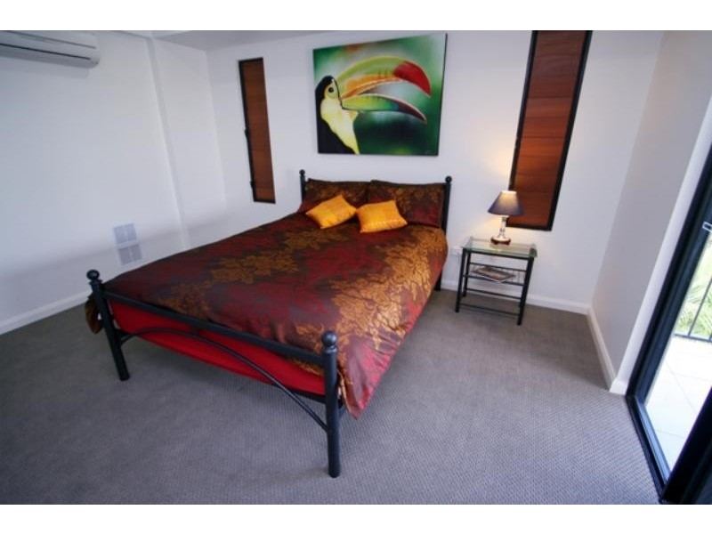 22 Landsborough Street, North Ward QLD 4810