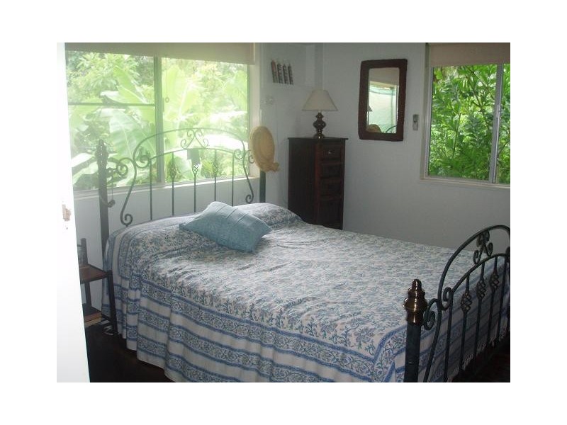 20 Sooning Street, Nelly Bay QLD 4819