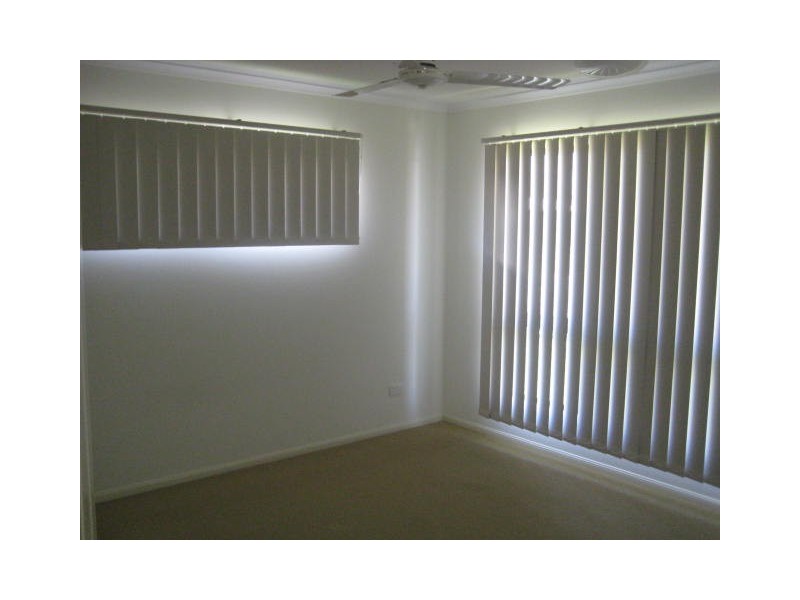 17 Waterfront Parade, Idalia QLD 4811