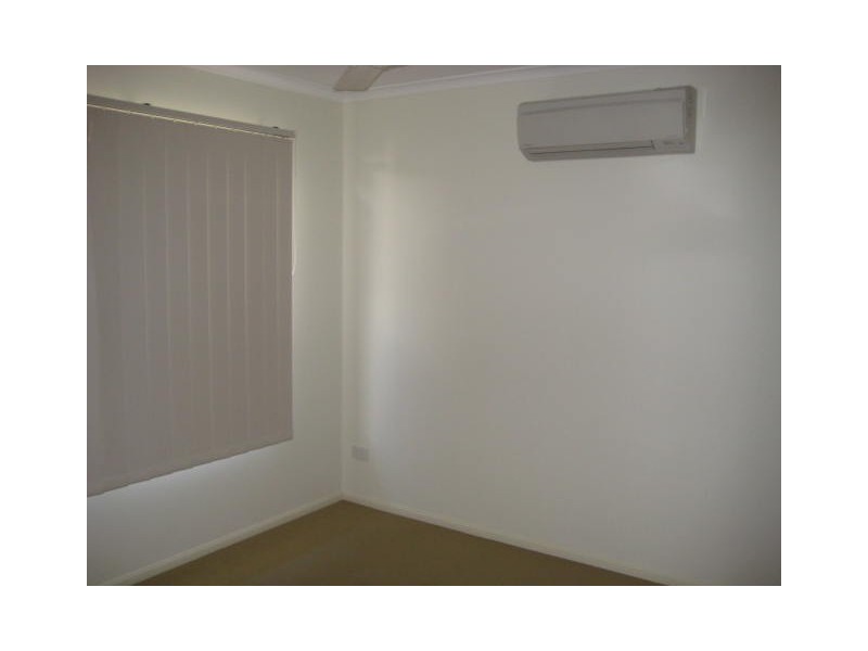 17 Waterfront Parade, Idalia QLD 4811