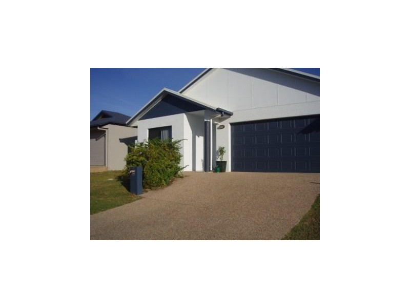 52 SEA EAGLE CIRCUIT, Douglas QLD 4354