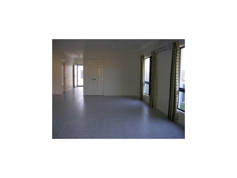 52 SEA EAGLE CIRCUIT, Douglas QLD 4354