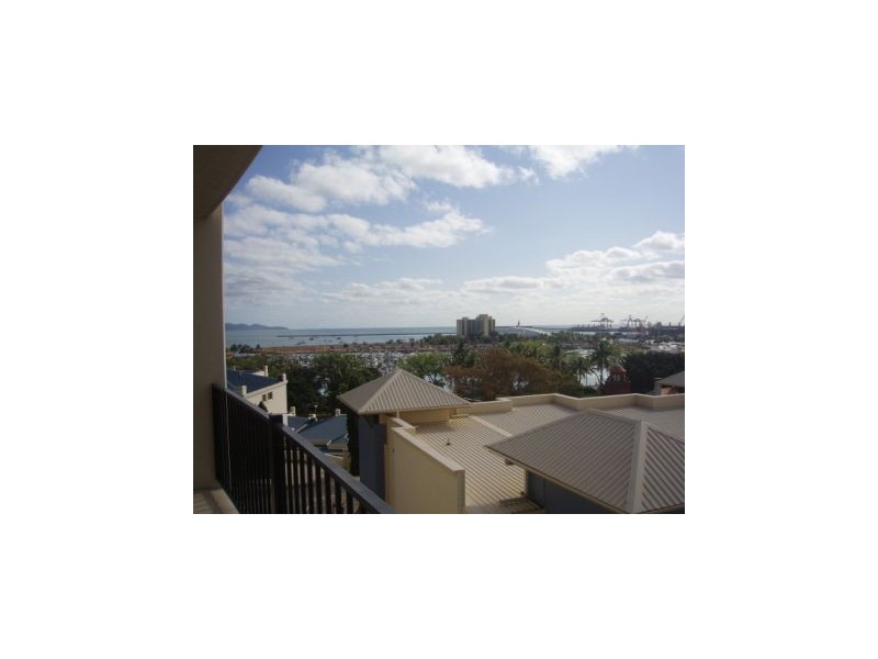 7/2a  Cleveland Terrace, Townsville City QLD 4810