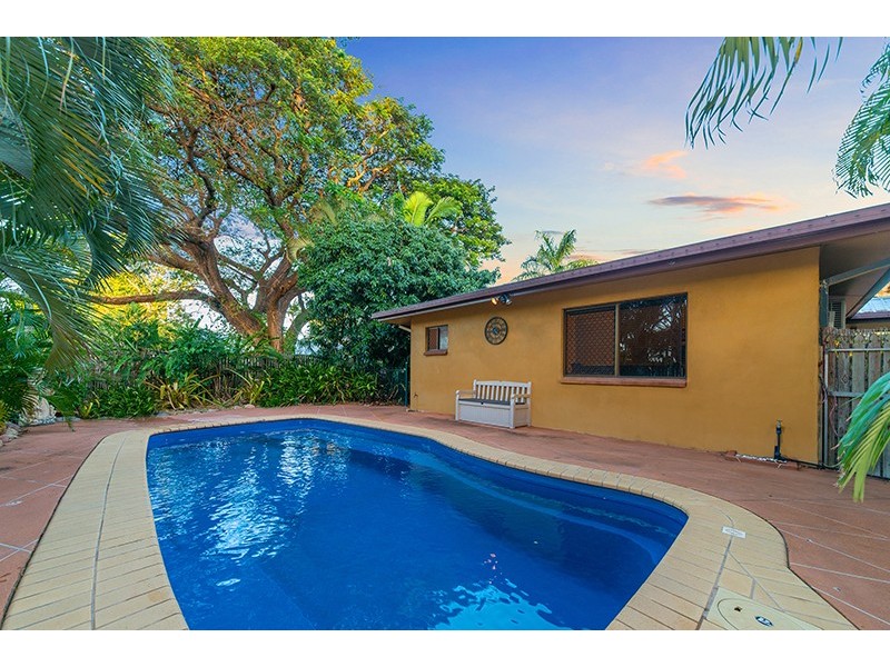 2 Trot Street, Mundingburra QLD 4812