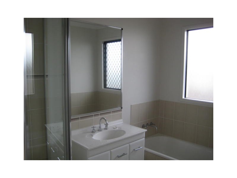 117 Shutehaven Drive, Bushland Beach QLD 4818