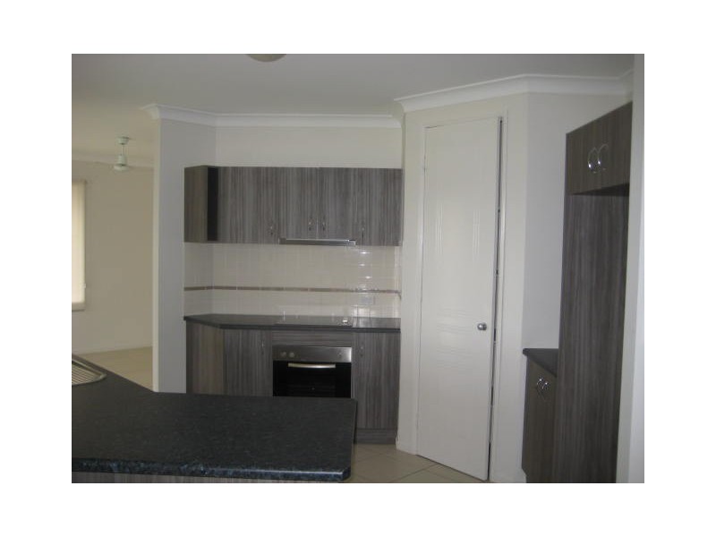 117 Shutehaven Drive, Bushland Beach QLD 4818