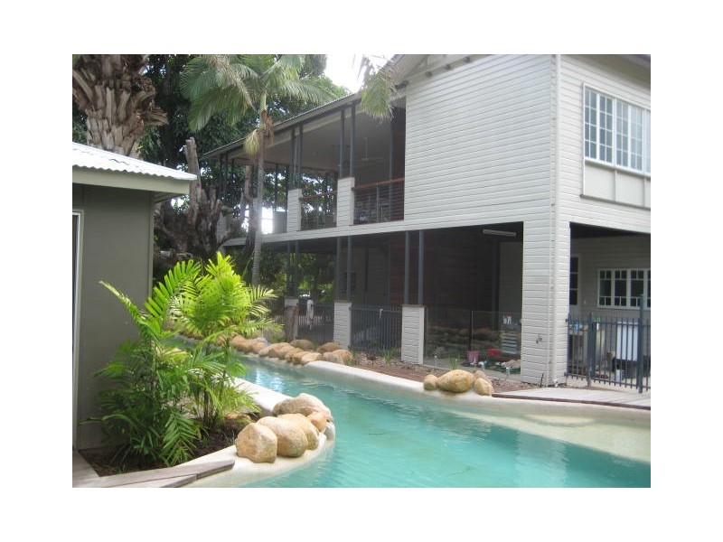 9 Chapman Street, Mysterton QLD 4812