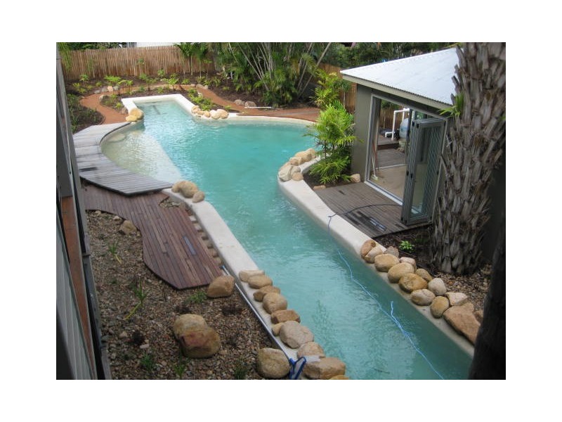 9 Chapman Street, Mysterton QLD 4812