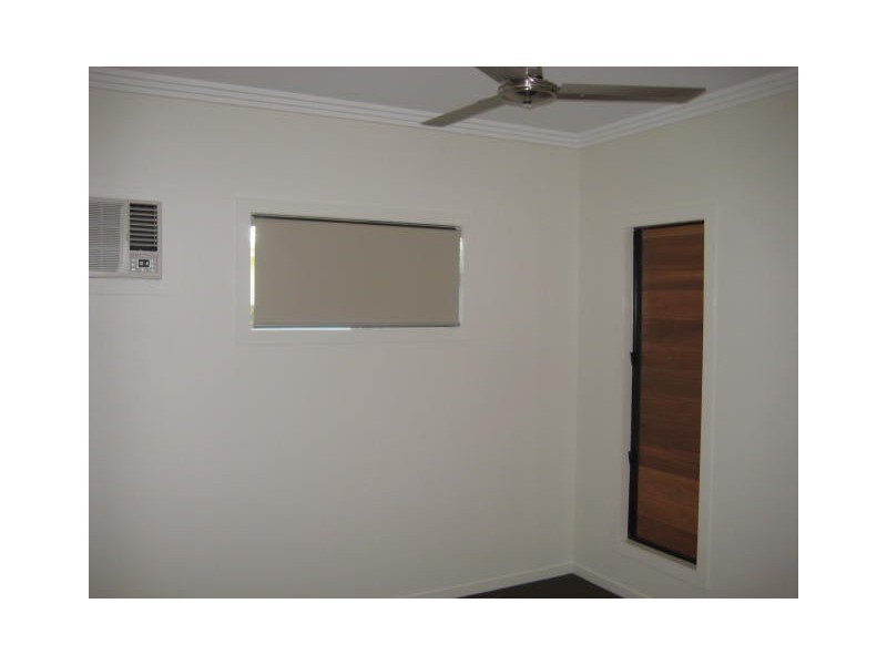 16 Mariala Court, Bushland Beach QLD 4818