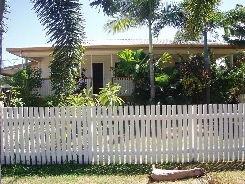 27A Brooks Street, Railway Estate QLD 4810