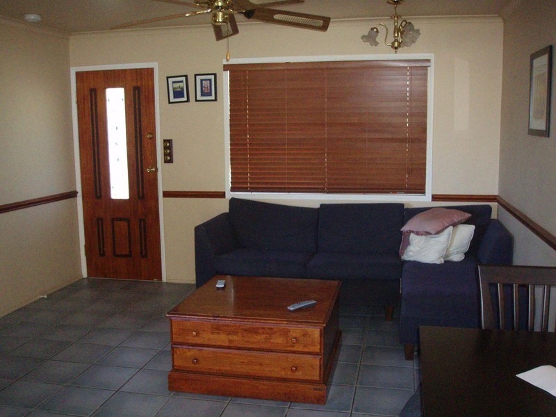 27A Brooks Street, Railway Estate QLD 4810