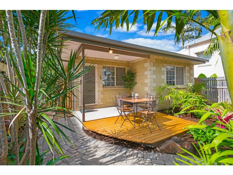 40 Davidson Street, South Townsville QLD 4810