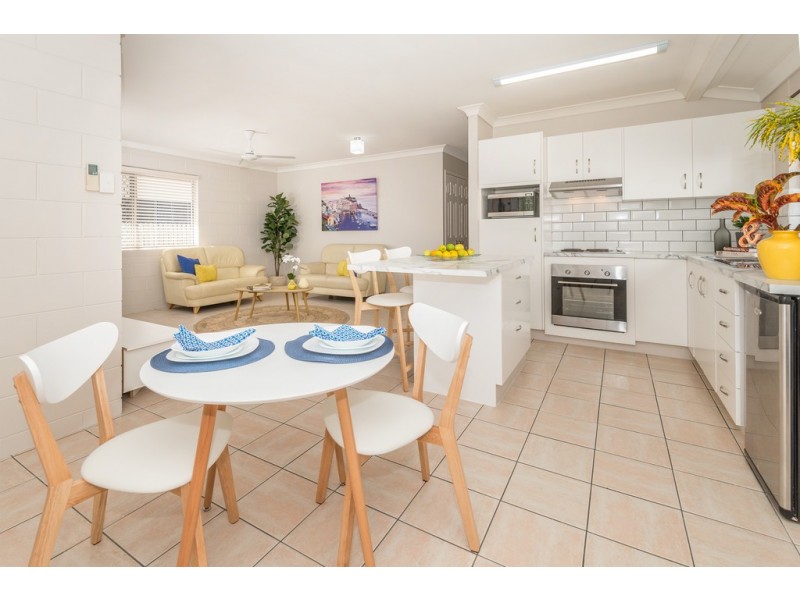 40 Davidson Street, South Townsville QLD 4810