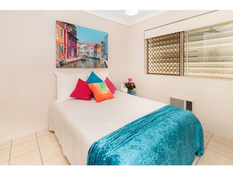 40 Davidson Street, South Townsville QLD 4810