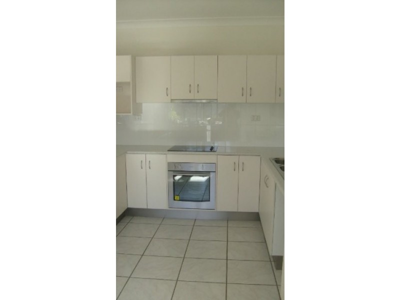 31 Howitt Street, North Ward QLD 4810