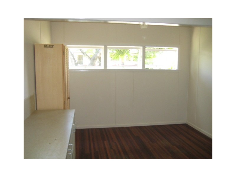 13 Werona Street, Mundingburra QLD 4812