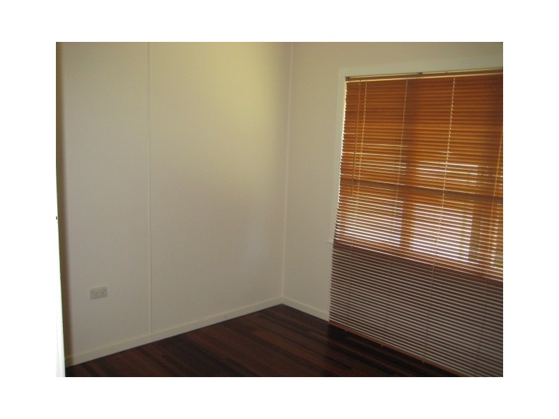 13 Werona Street, Mundingburra QLD 4812