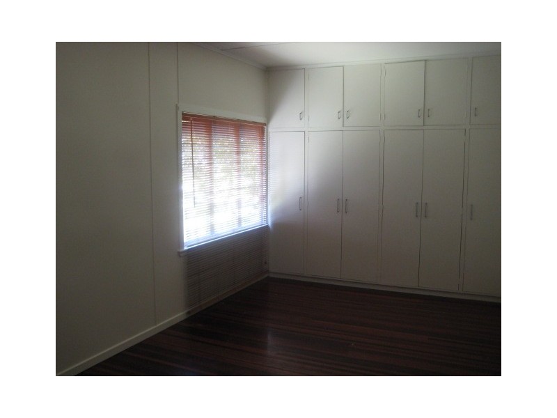 13 Werona Street, Mundingburra QLD 4812