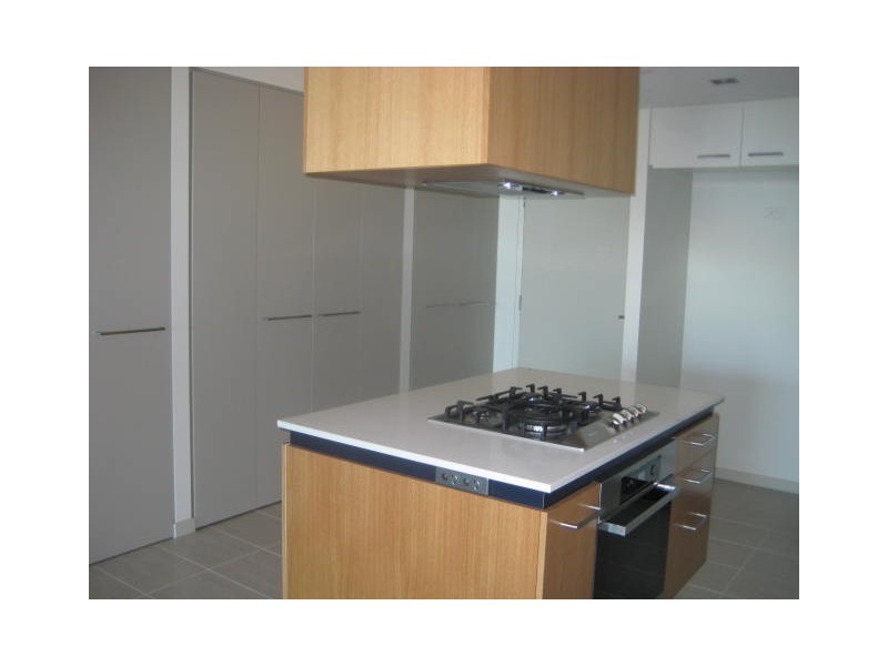 1302 Mariners Drive, Townsville City QLD 4810