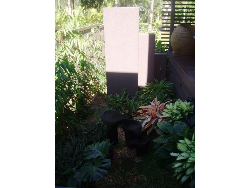 27 Mandalay Avenue, Magnetic Island QLD 4819