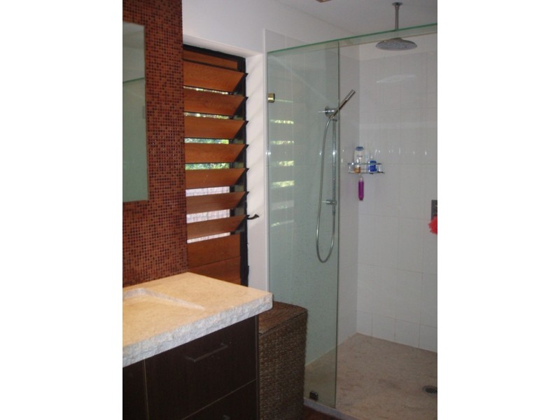 27 Mandalay Avenue, Magnetic Island QLD 4819