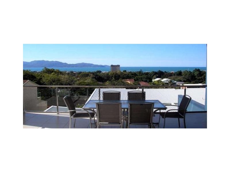 8/326 Stanley Street, Townsville City QLD 4810