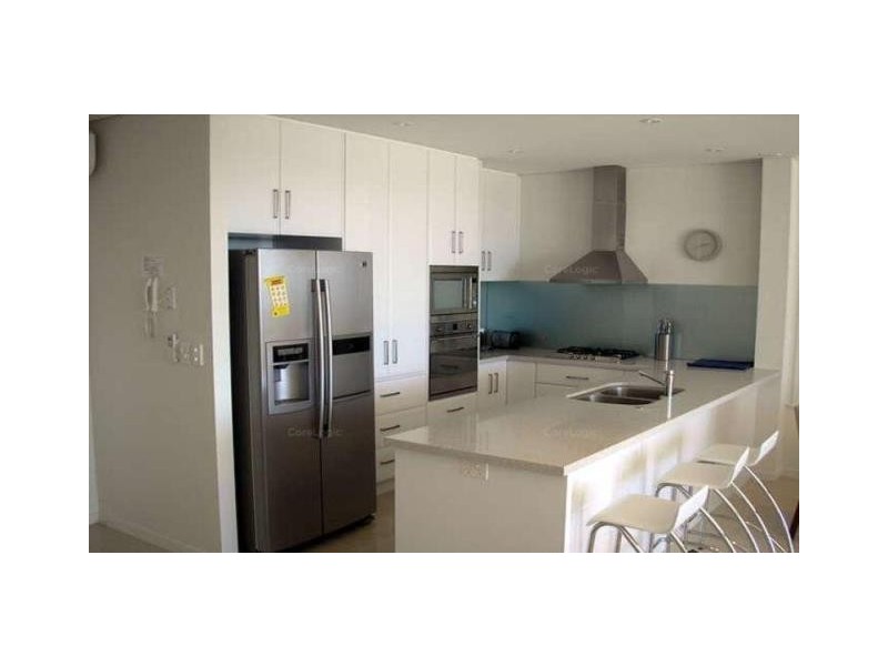 8/326 Stanley Street, Townsville City QLD 4810