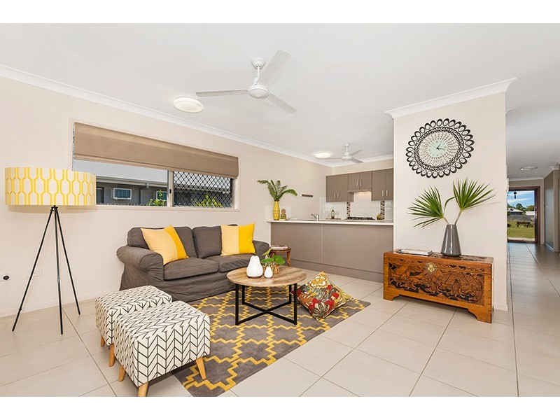 16 Rodeo Drive, Mount Louisa QLD 4814