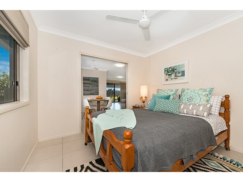 16 Rodeo Drive, Mount Louisa QLD 4814