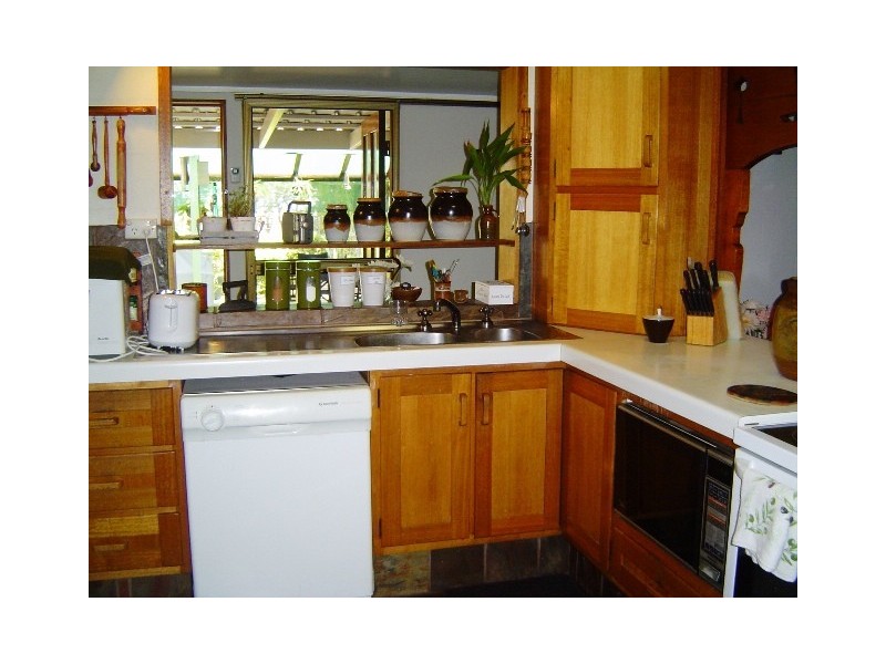 73 The Esplanade, Toolakea QLD 4818