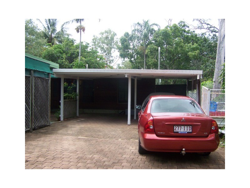 73 The Esplanade, Toolakea QLD 4818
